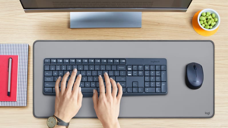 Teclado Logitech + Mouse MK235 Wireless USB SP Black