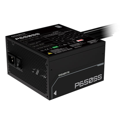 Fuente de alimentación Gigabyte P650SS , 650W, 80 PLUS Siver, Formato ATX.