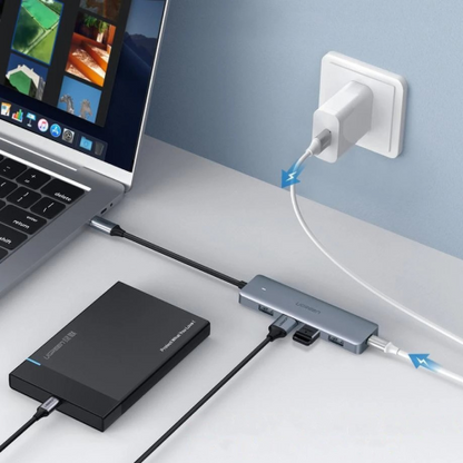 Hub Ugreen USB-C a 4 puertos USB 3.0