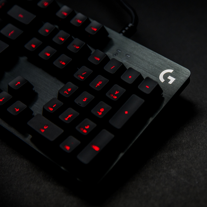 Teclado Logitech G413 Carbon Led Red